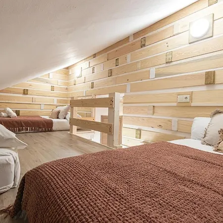 Lakhasmi Apartamento *