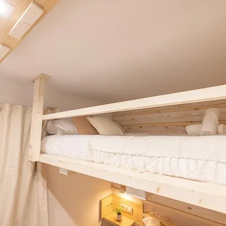 Lakhasmi * Sierra Nevada